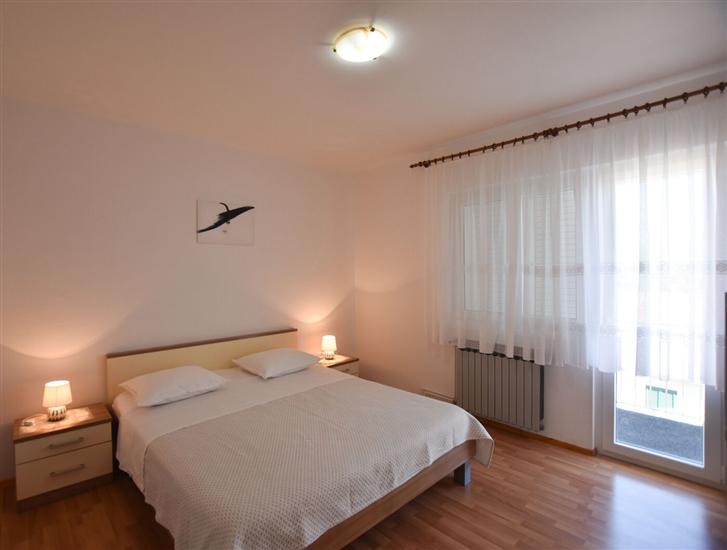 Apartment A2, for 6 persons