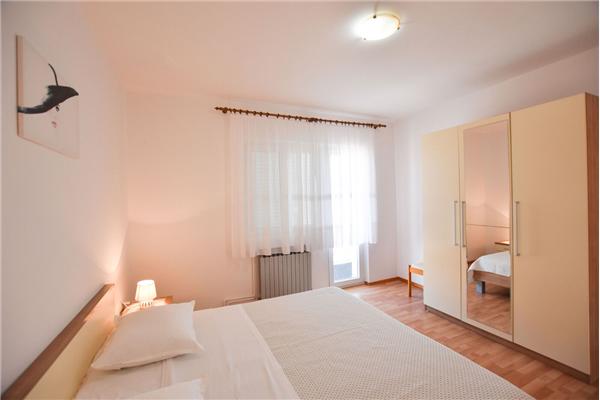 Apartment A2, for 6 persons