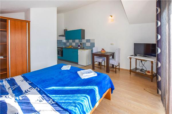 Apartment A4, for 2 persons