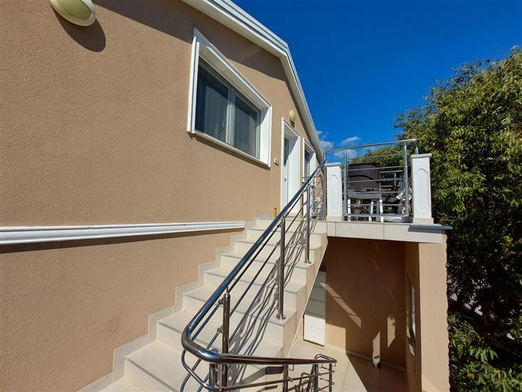 Apartment A2, for 4 persons