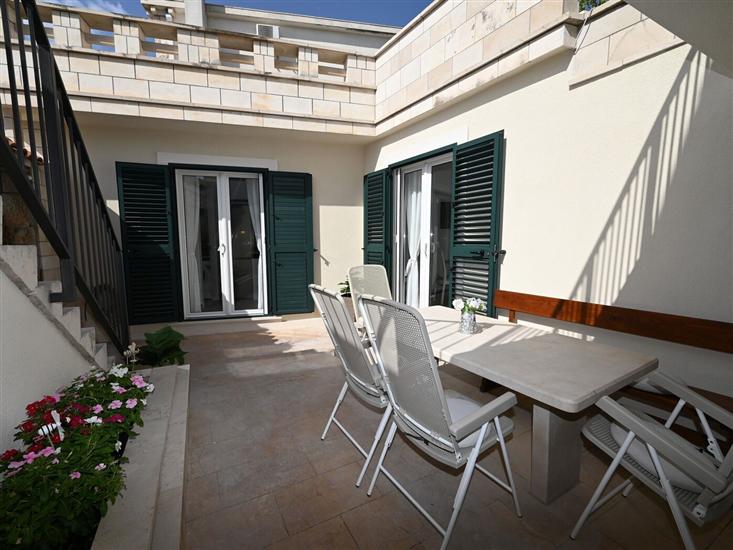 House K1, for 5 persons