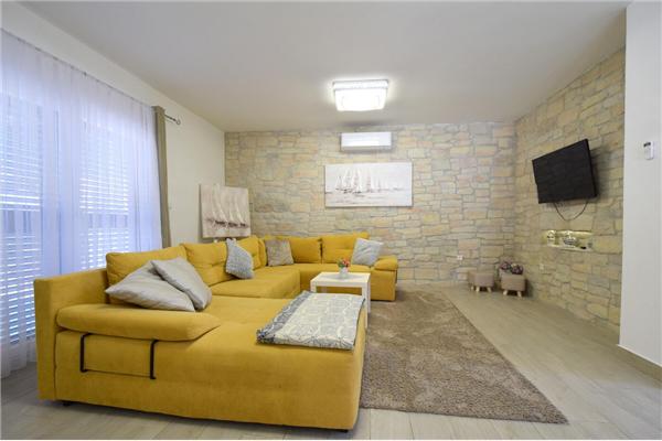 House A1, for 9 persons