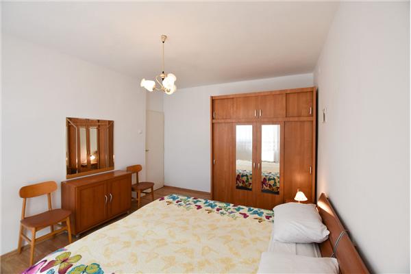 Apartment A1, for 8 persons