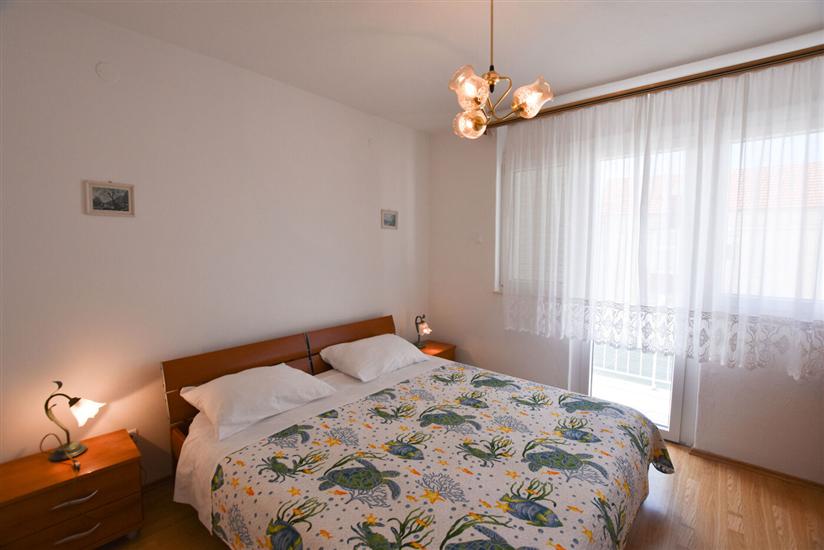 Apartment A1, for 8 persons