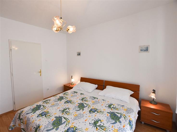 Apartment A1, for 8 persons