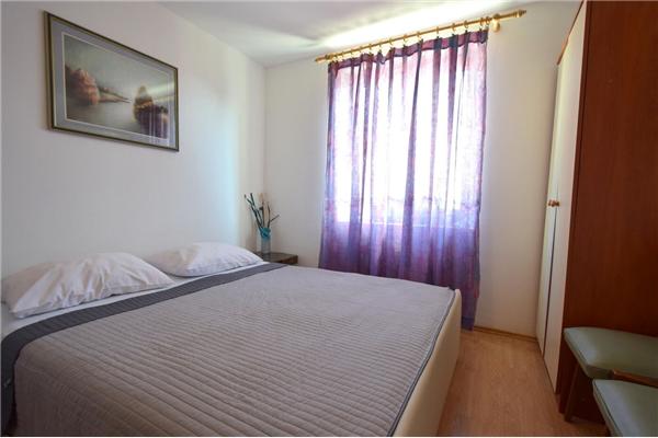 Apartment A3, for 5 persons