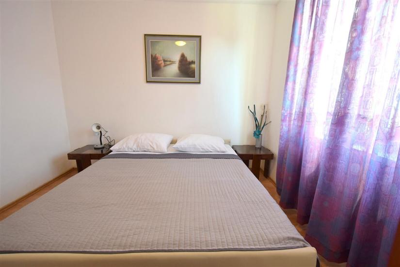 Apartment A3, for 5 persons