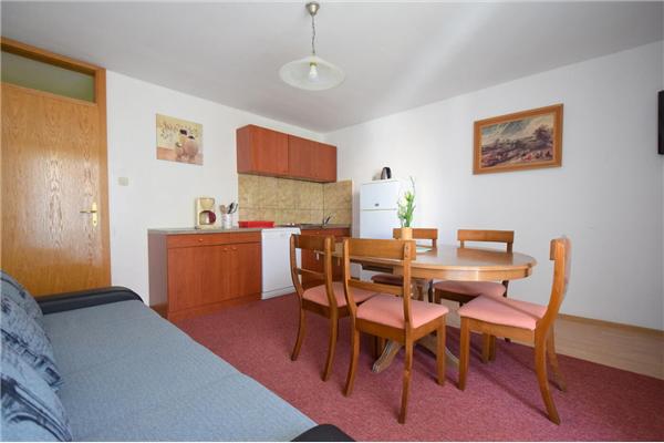 Apartment A2, for 5 persons