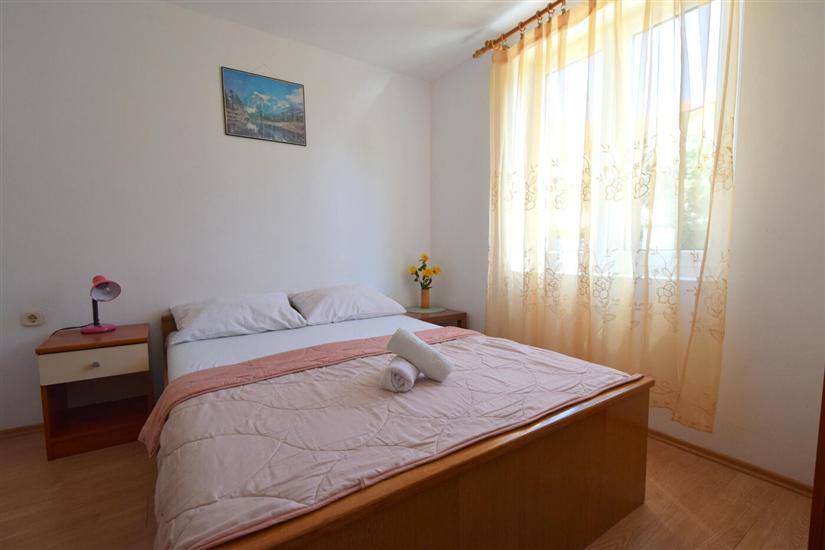 Apartment A2, for 5 persons