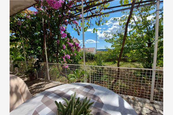 Room S1, for 2 persons