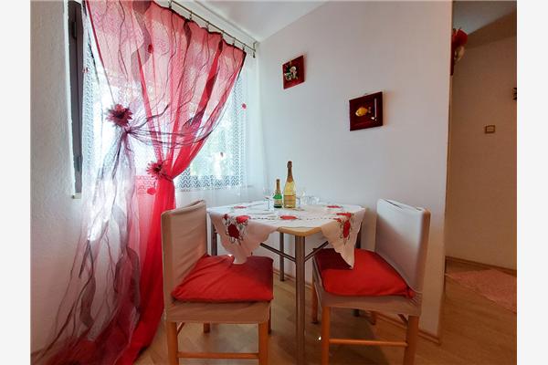 Room S2, for 2 persons