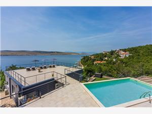 Villa Ella Jadranovo (Crikvenica), Kwadratuur 230,00 m2, Accommodatie met zwembad, Lucht afstand tot de zee 50 m