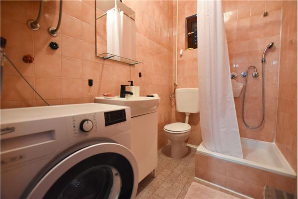 Room S1, for 4 persons