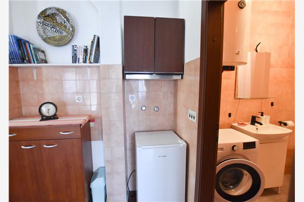 Room S1, for 4 persons