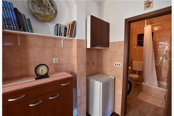 Room S1, for 4 persons