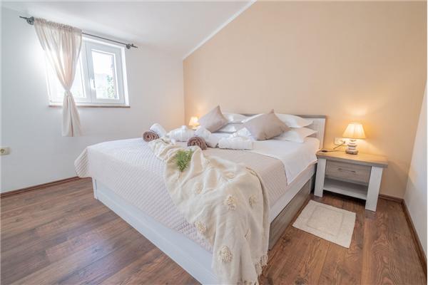 House K1, for 8 persons