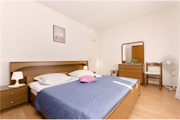 Apartment A1, for 6 persons