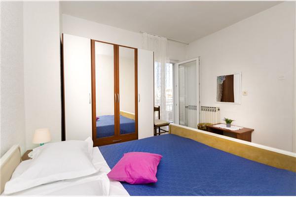 Apartment A1, for 6 persons