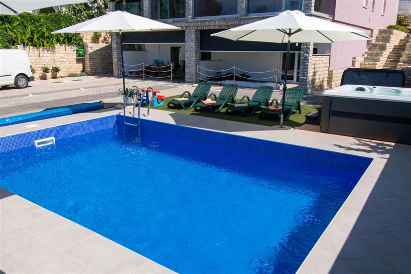 Apartments Villa AS Jezera