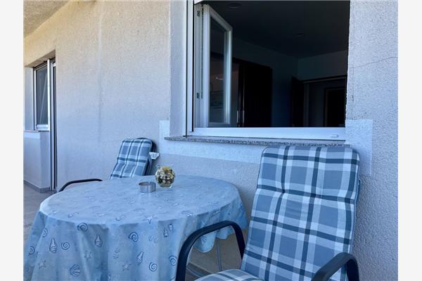 Apartment A2, for 4 persons