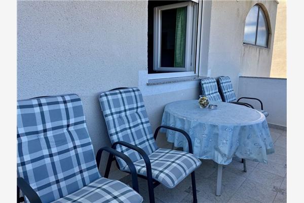 Apartment A2, for 4 persons