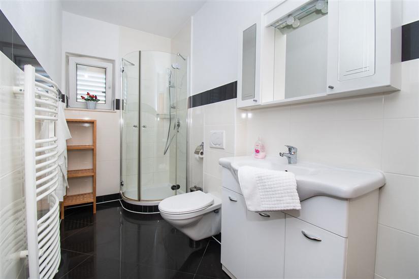 Apartment A5, for 4 persons