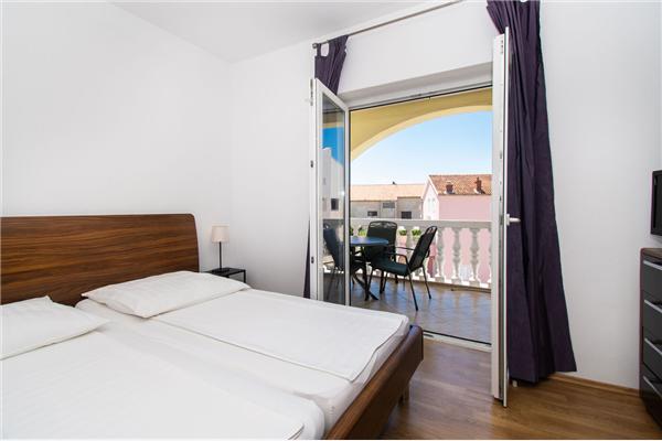 Apartment A5, for 4 persons