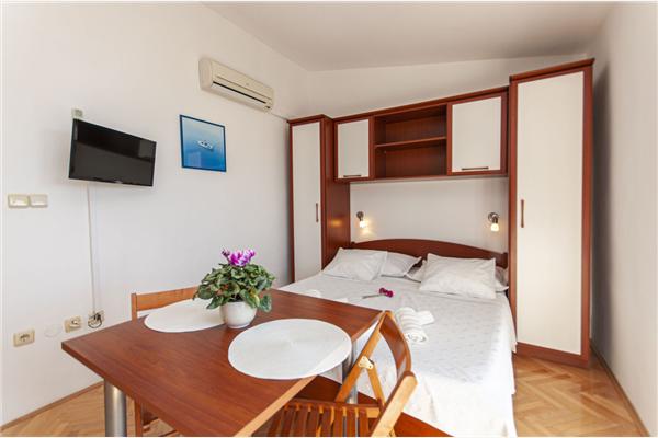 Apartment A5, for 2 persons