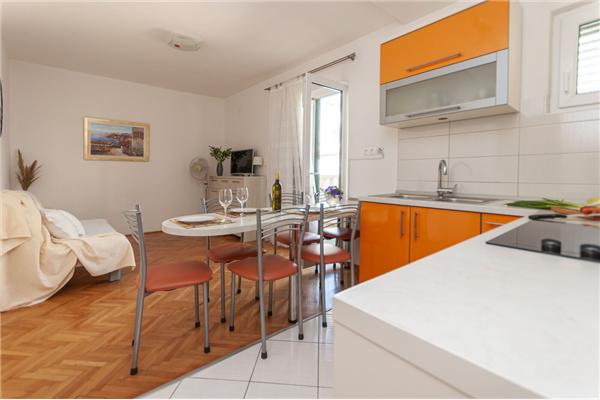 Apartment A3, for 6 persons