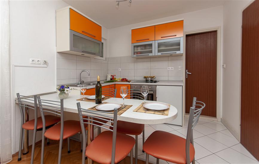 Apartment A3, for 6 persons