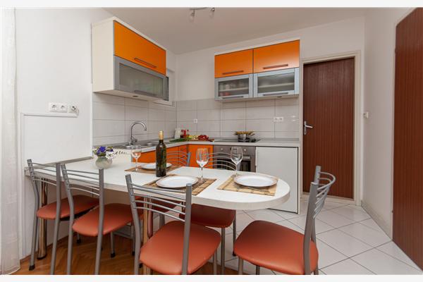 Apartment A3, for 6 persons