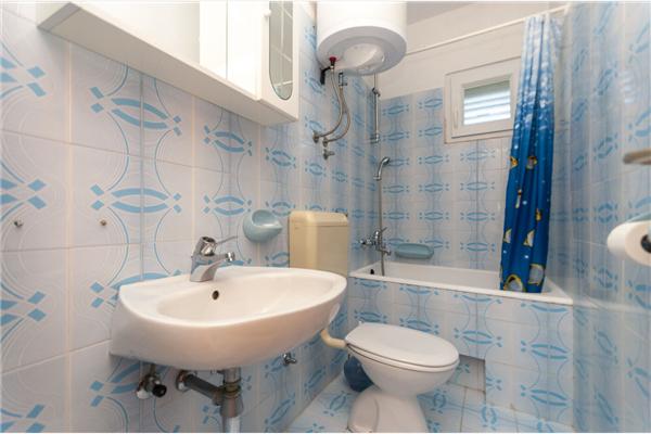 Apartment A3, for 6 persons