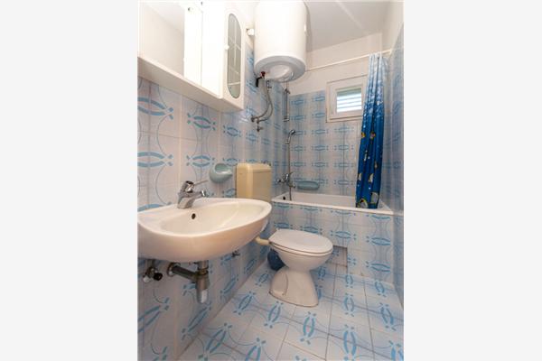 Apartment A3, for 6 persons