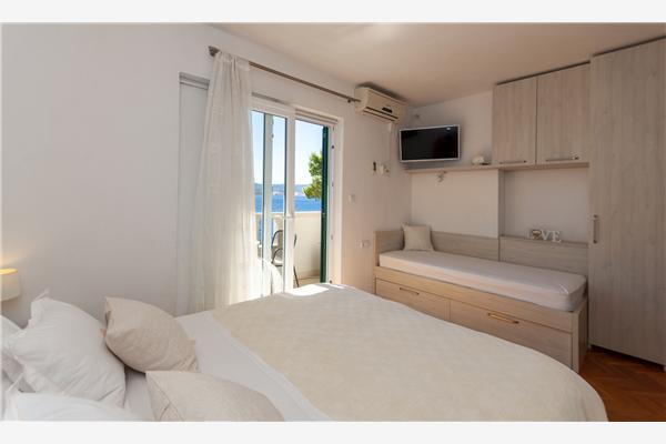 Apartment A3, for 6 persons