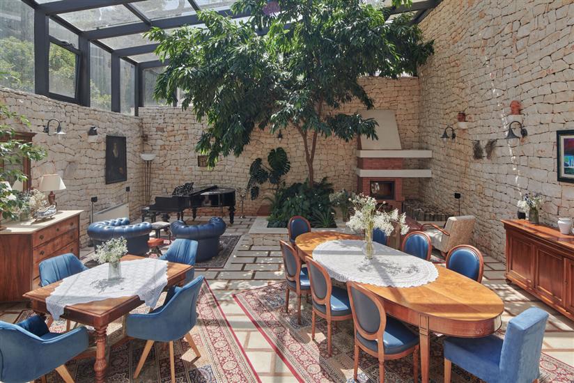 House K1, for 14 persons