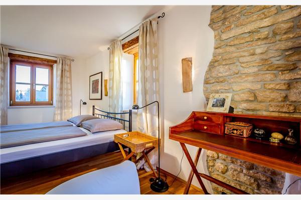 House K1, for 11 persons