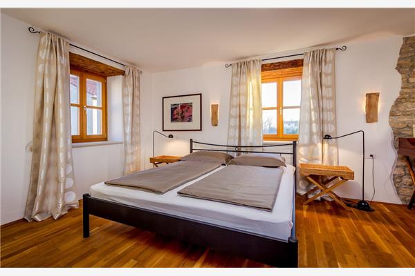 House K1, for 11 persons