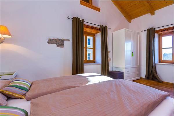 House K1, for 11 persons