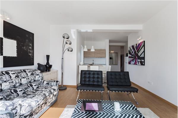 House K1, for 12 persons