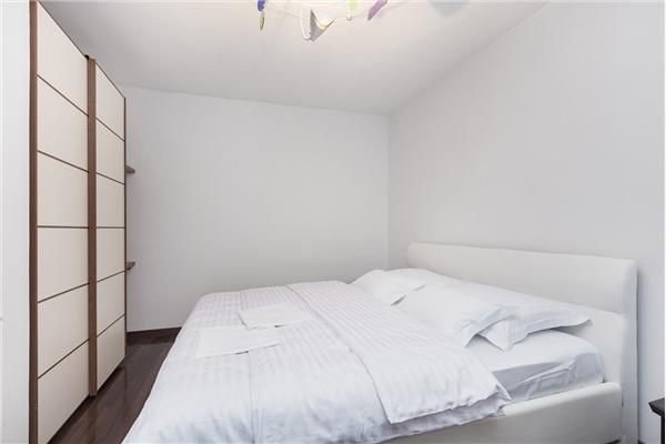 House K1, for 12 persons