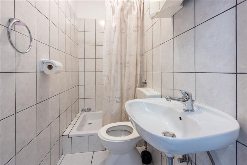 Apartment A1, for 6 persons