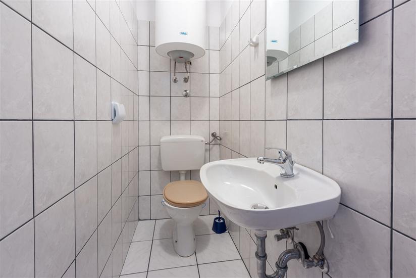 Apartment A1, for 6 persons