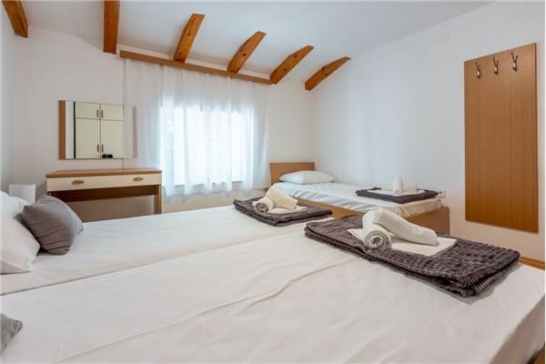 Apartment A1, for 6 persons