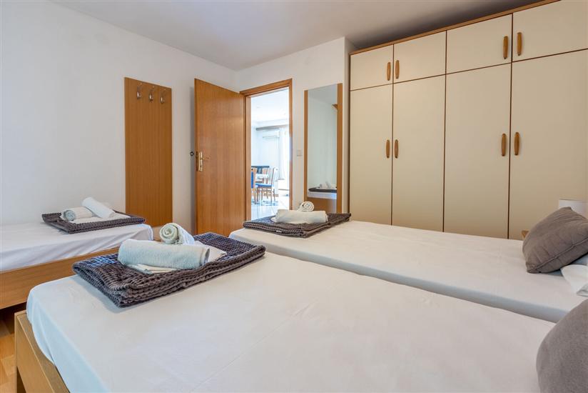 Apartment A1, for 6 persons