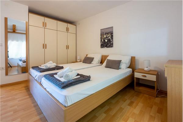 Apartment A1, for 6 persons