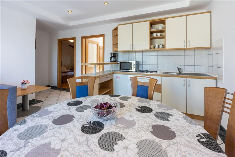 Apartment A1, for 6 persons