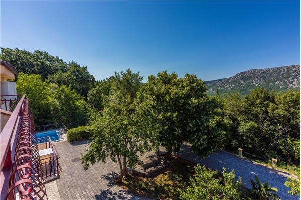 Apartment A1, for 6 persons