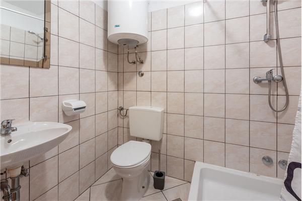 Apartment A2, for 5 persons