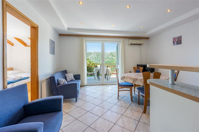 Apartment A2, for 5 persons