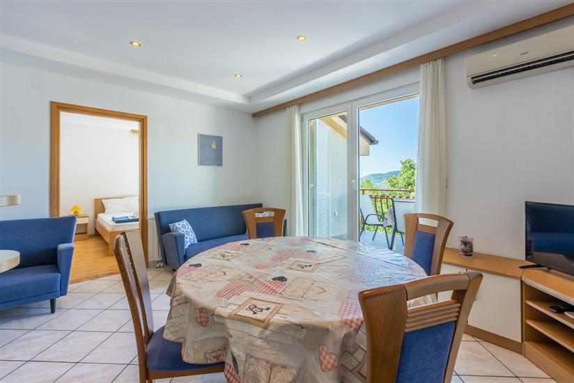 Apartment A2, for 5 persons